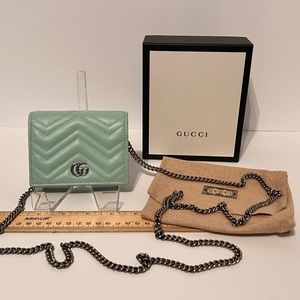 Authentic Mint Gucci Wallet on Chain